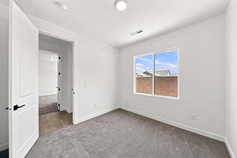 Tiny photo for 1941 W 400 N #121, Hurricane, UT 84737 (MLS # 26-274920)