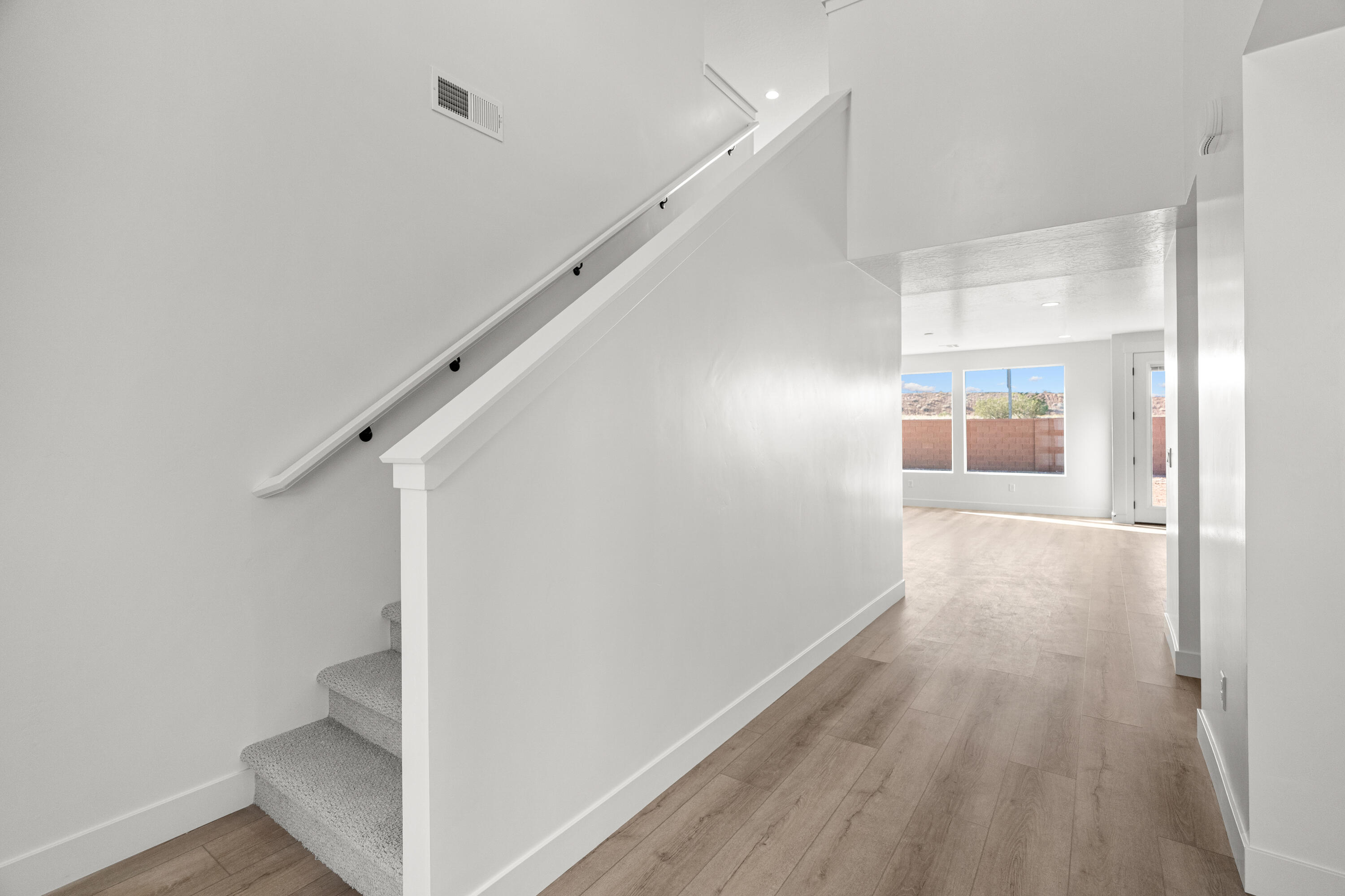 WHITE HILLS SUB - Residential