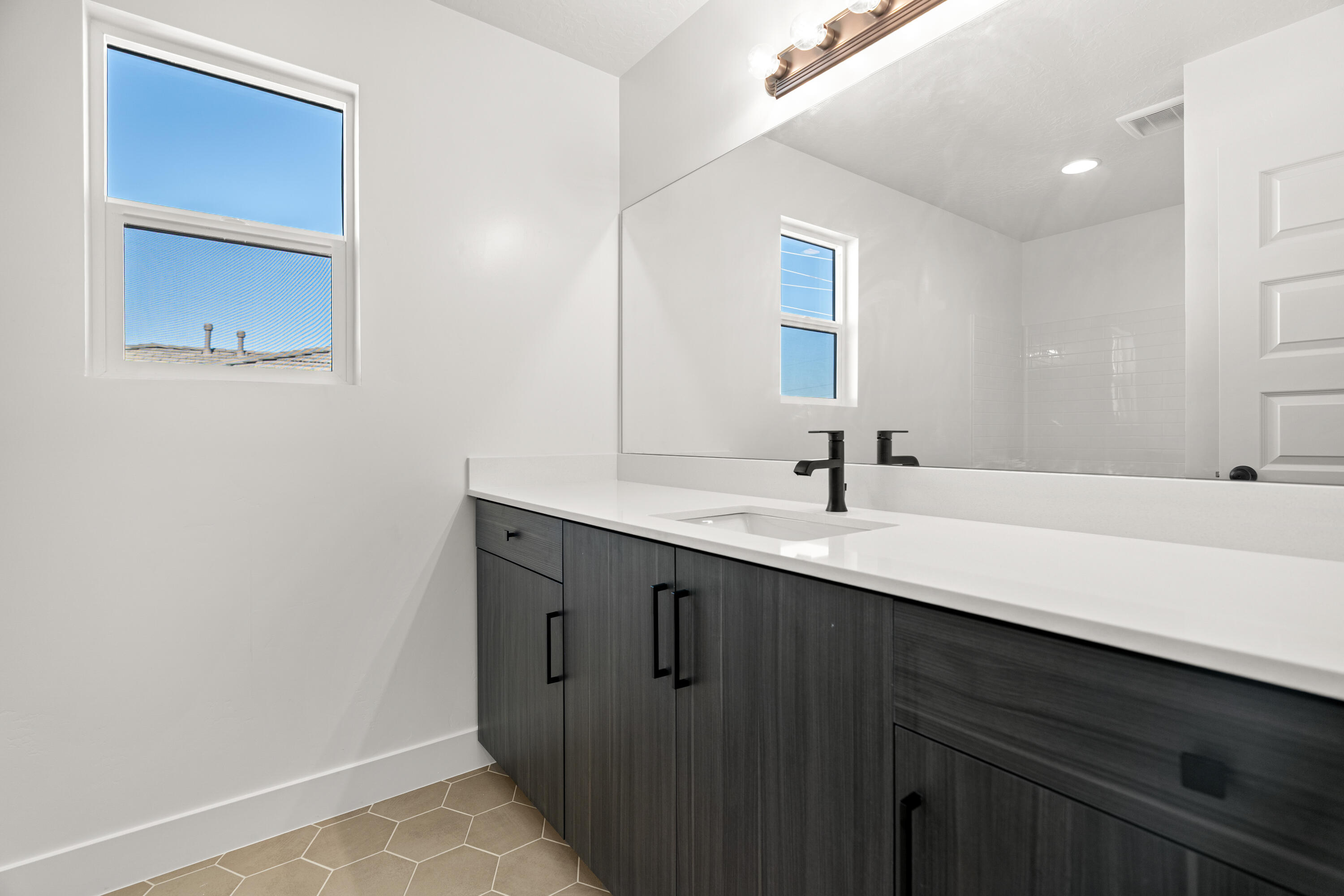 WHITE HILLS SUB - Residential