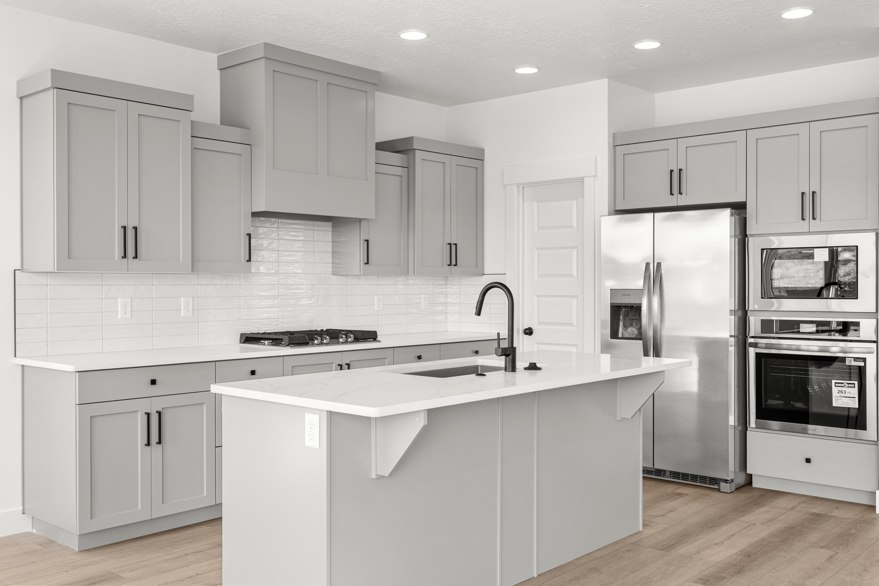 WHITE HILLS SUB - Residential