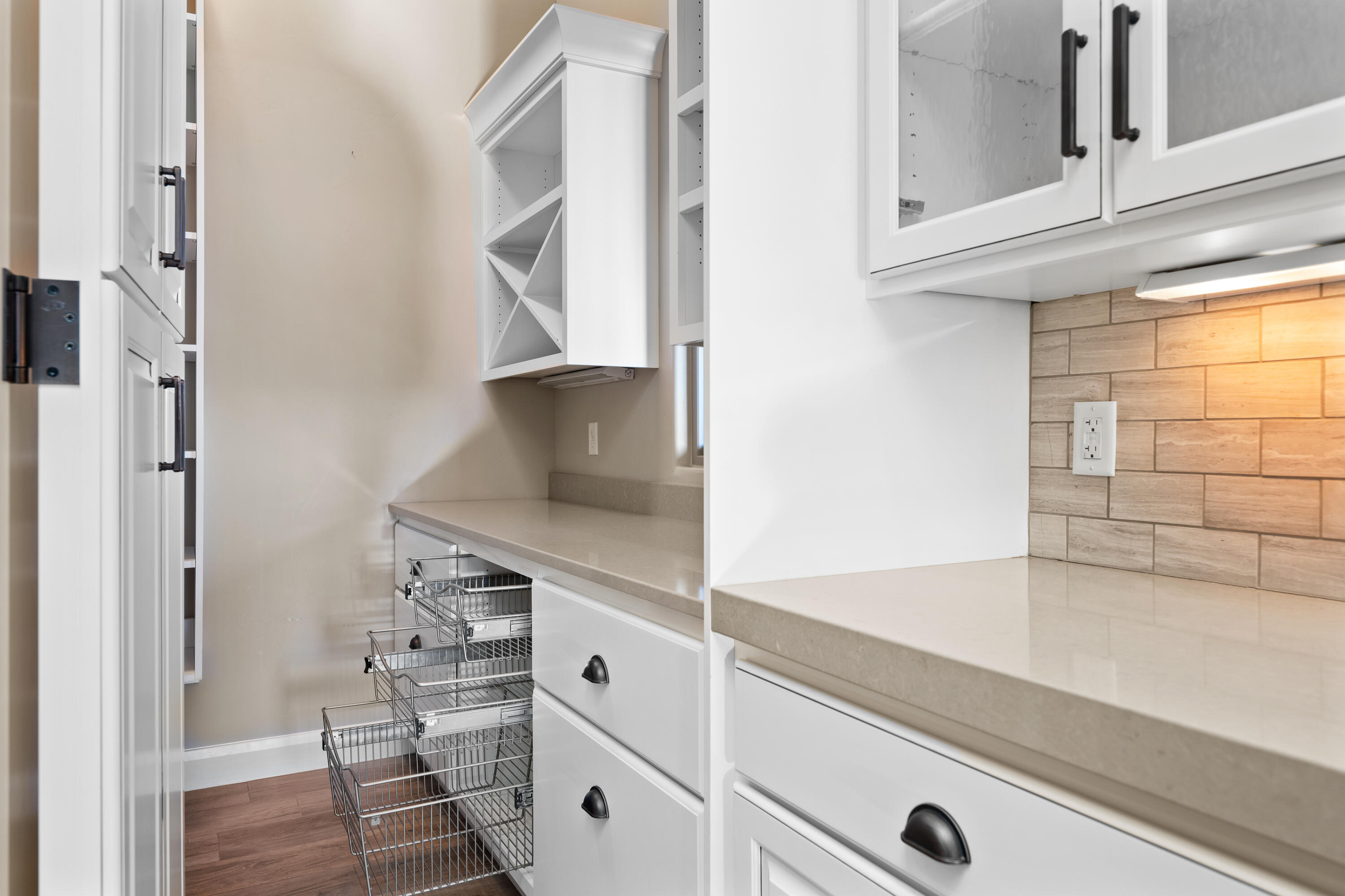 WHISPER RIDGE - Residential