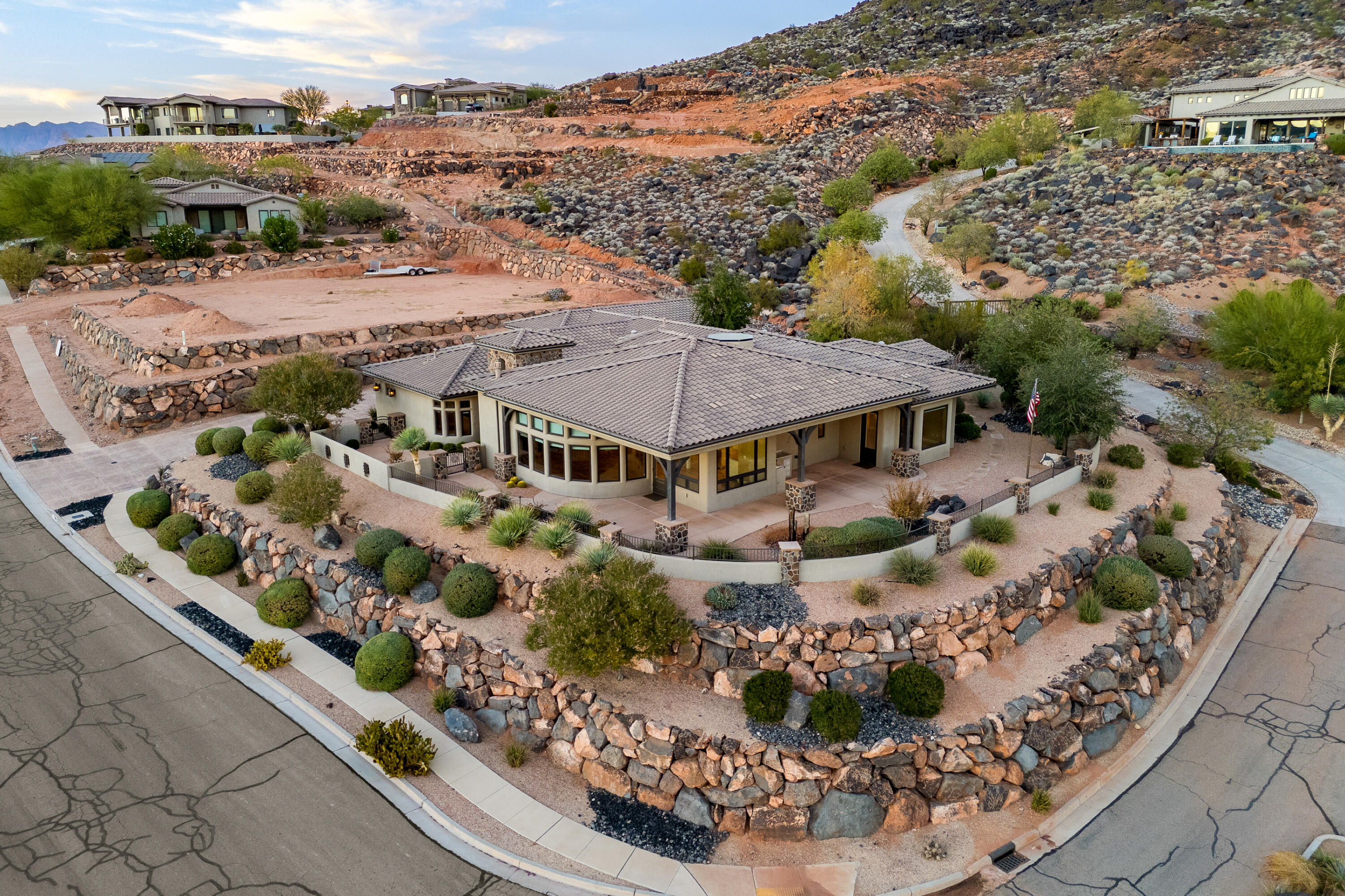 WHISPER RIDGE - Residential