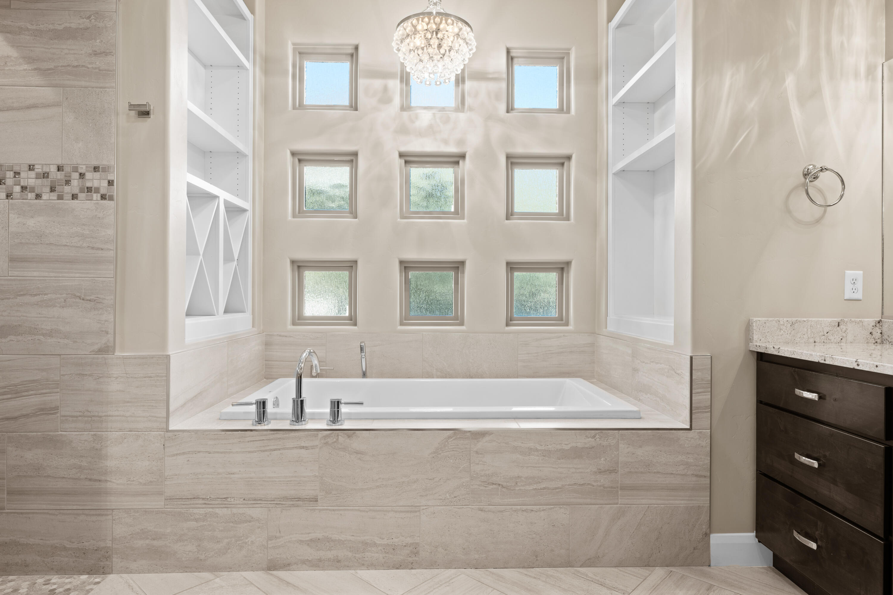 WHISPER RIDGE - Residential