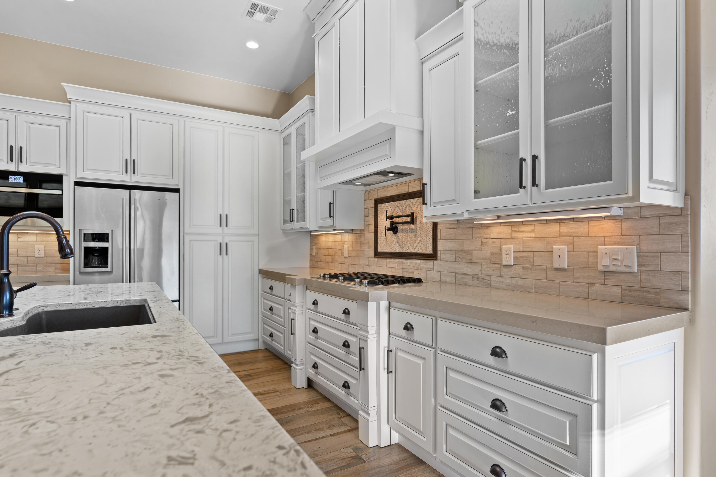 WHISPER RIDGE - Residential