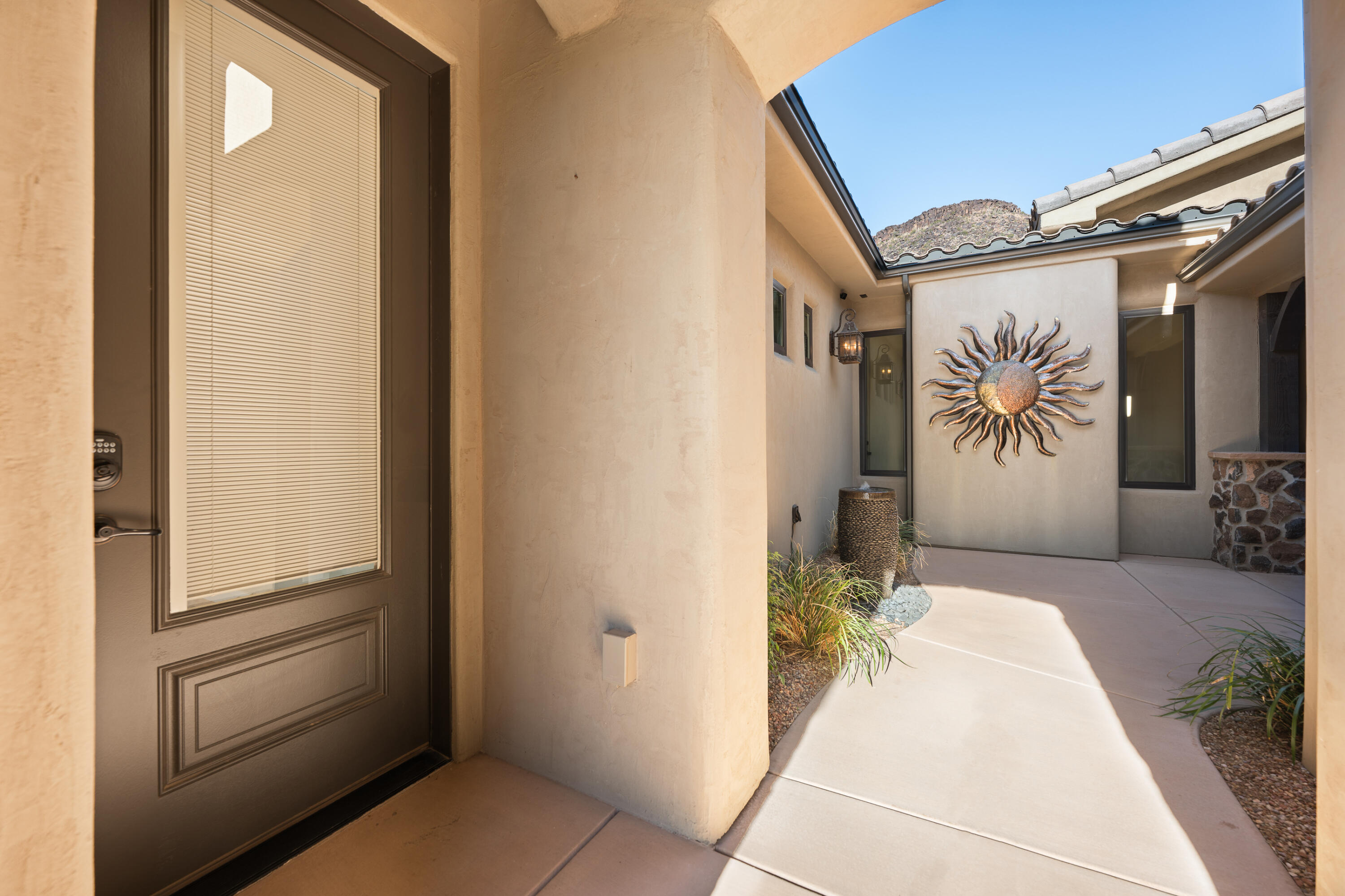 WHISPER RIDGE - Residential