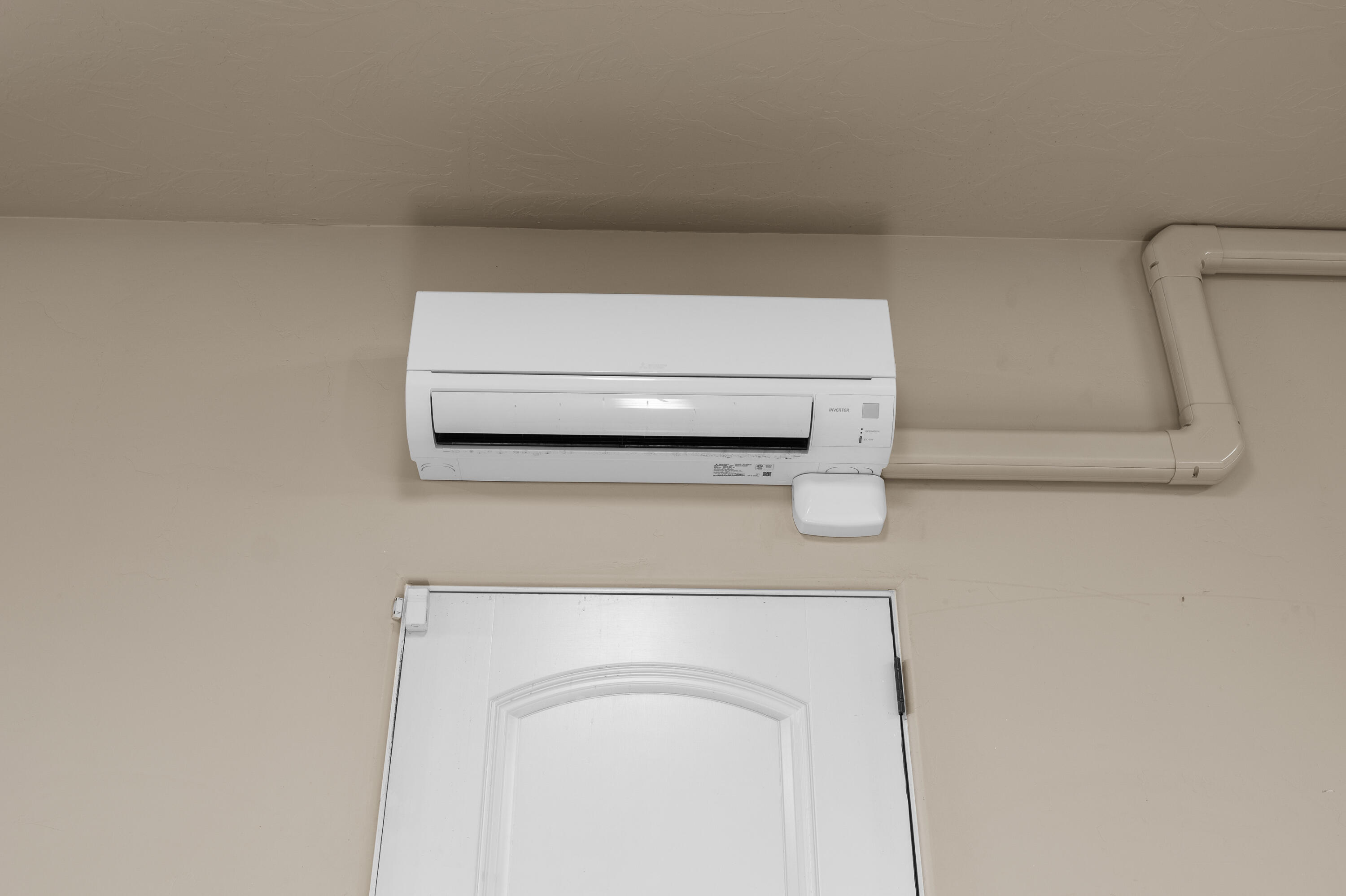 WHISPER RIDGE - Residential