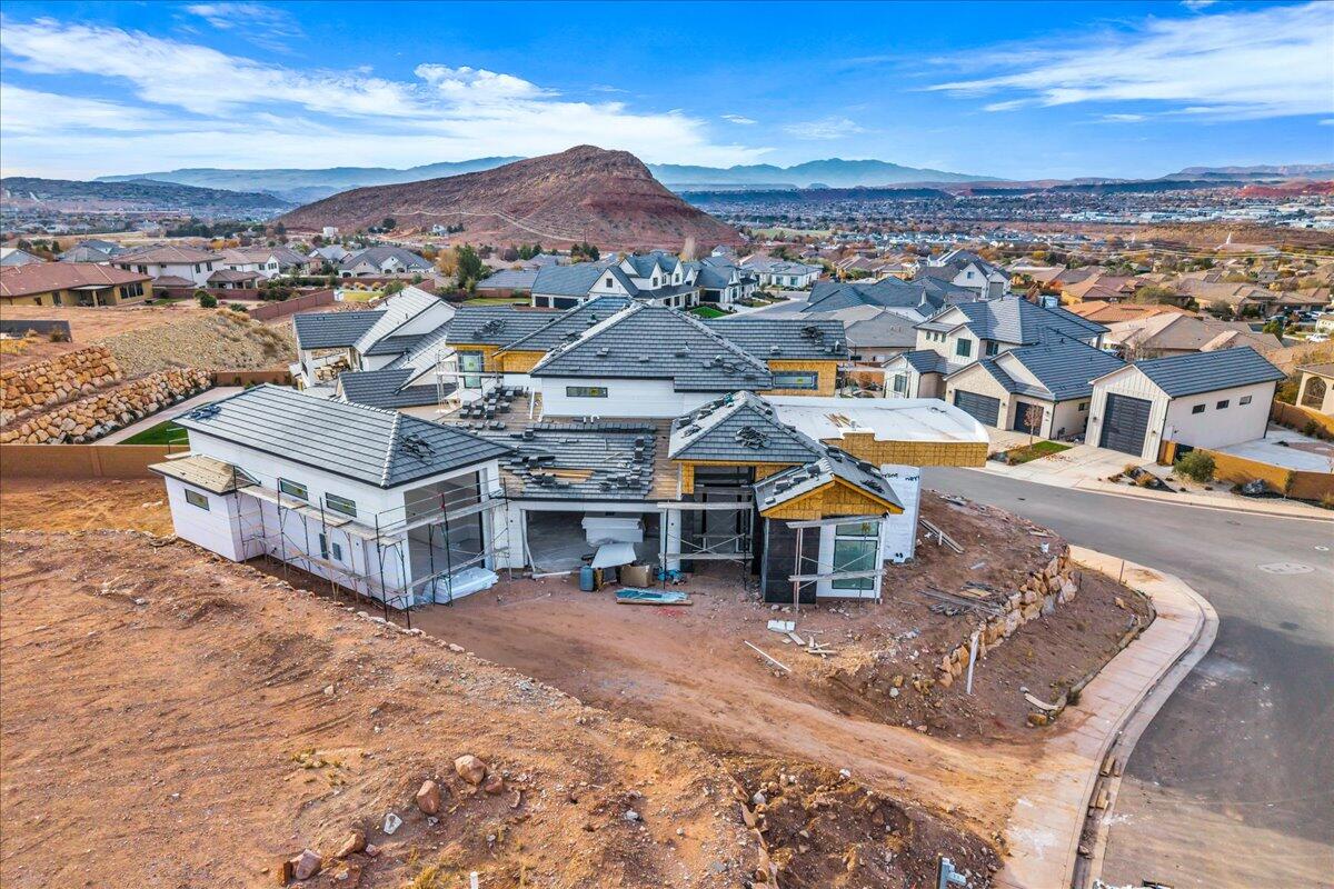 HEIGHTS AT WASHINGTON BENCH - Residential
