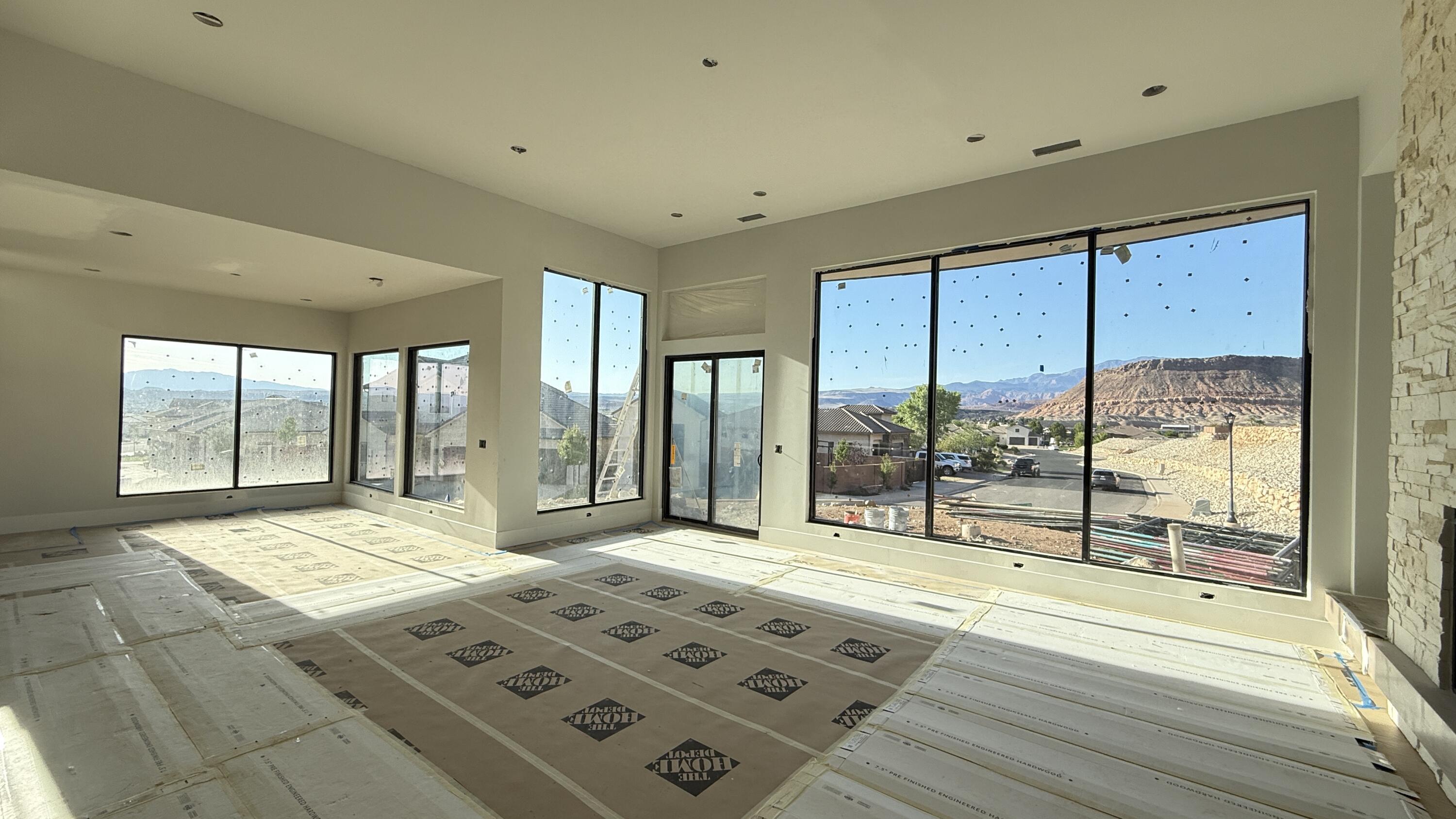 HEIGHTS AT WASHINGTON BENCH - Residential