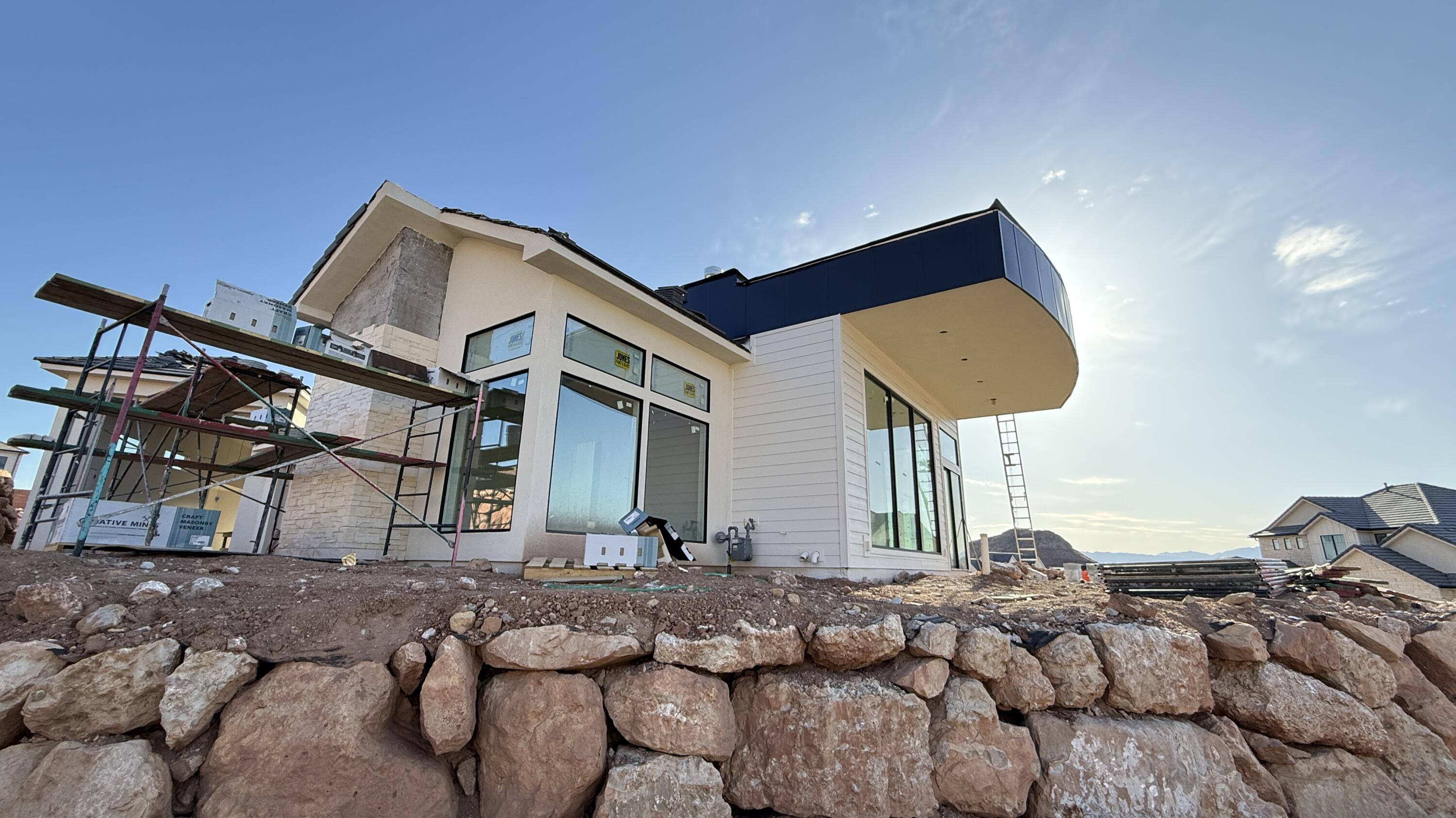 HEIGHTS AT WASHINGTON BENCH - Residential