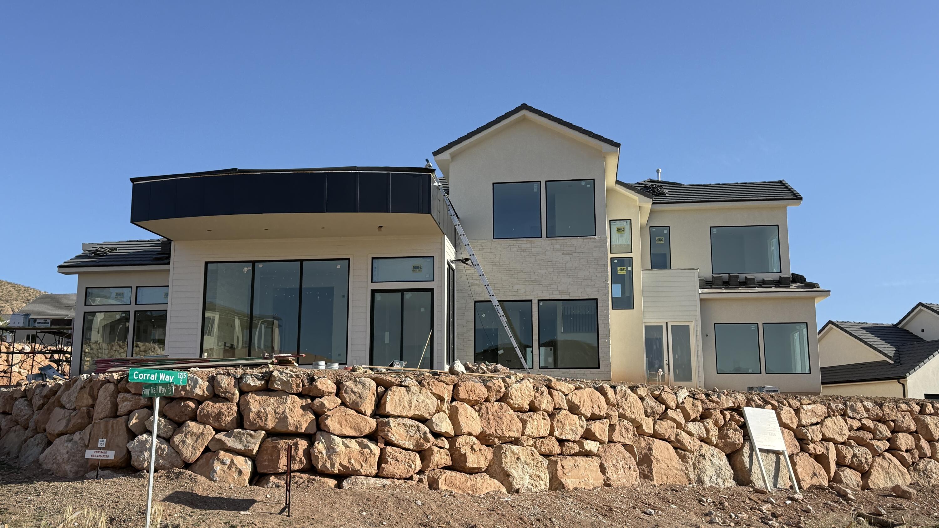 HEIGHTS AT WASHINGTON BENCH - Residential