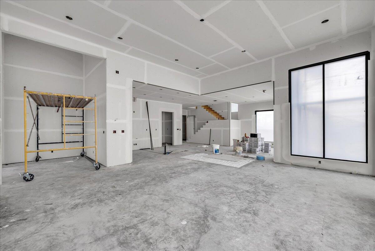 HEIGHTS AT WASHINGTON BENCH - Residential