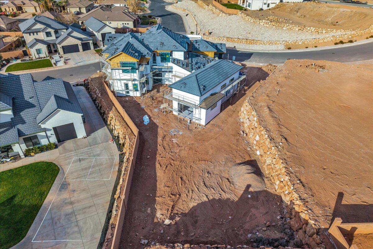 HEIGHTS AT WASHINGTON BENCH - Residential