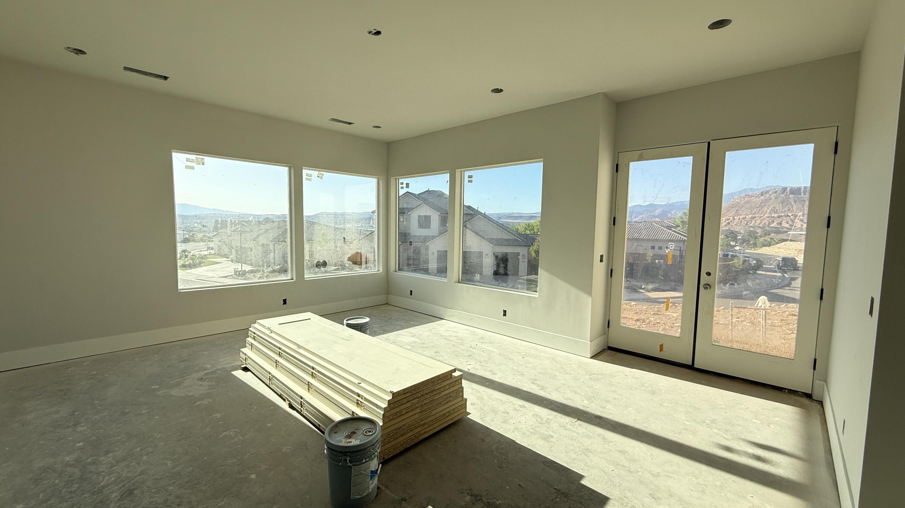 HEIGHTS AT WASHINGTON BENCH - Residential