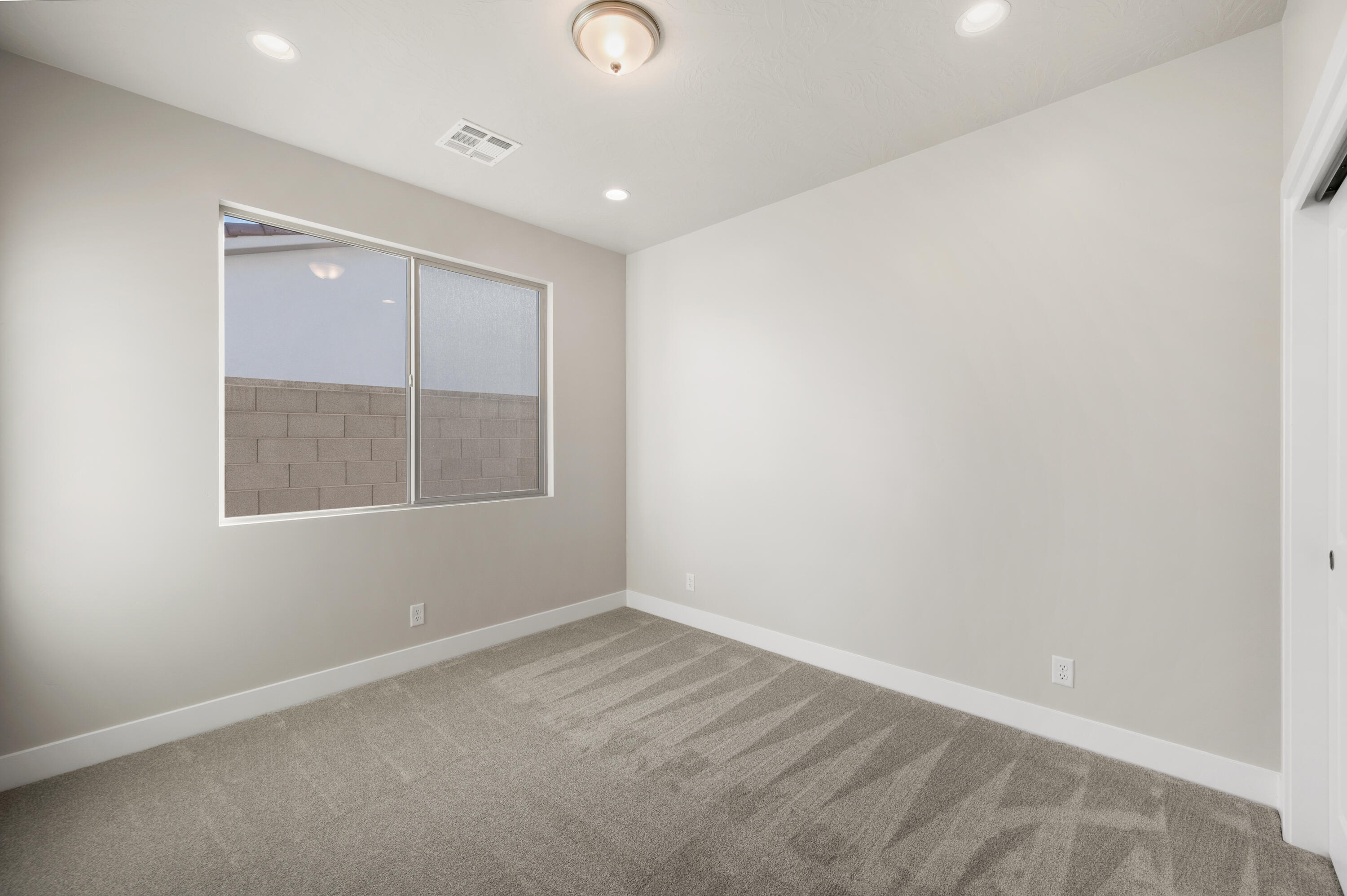 SOLIS AT CORAL CANYON - Residential