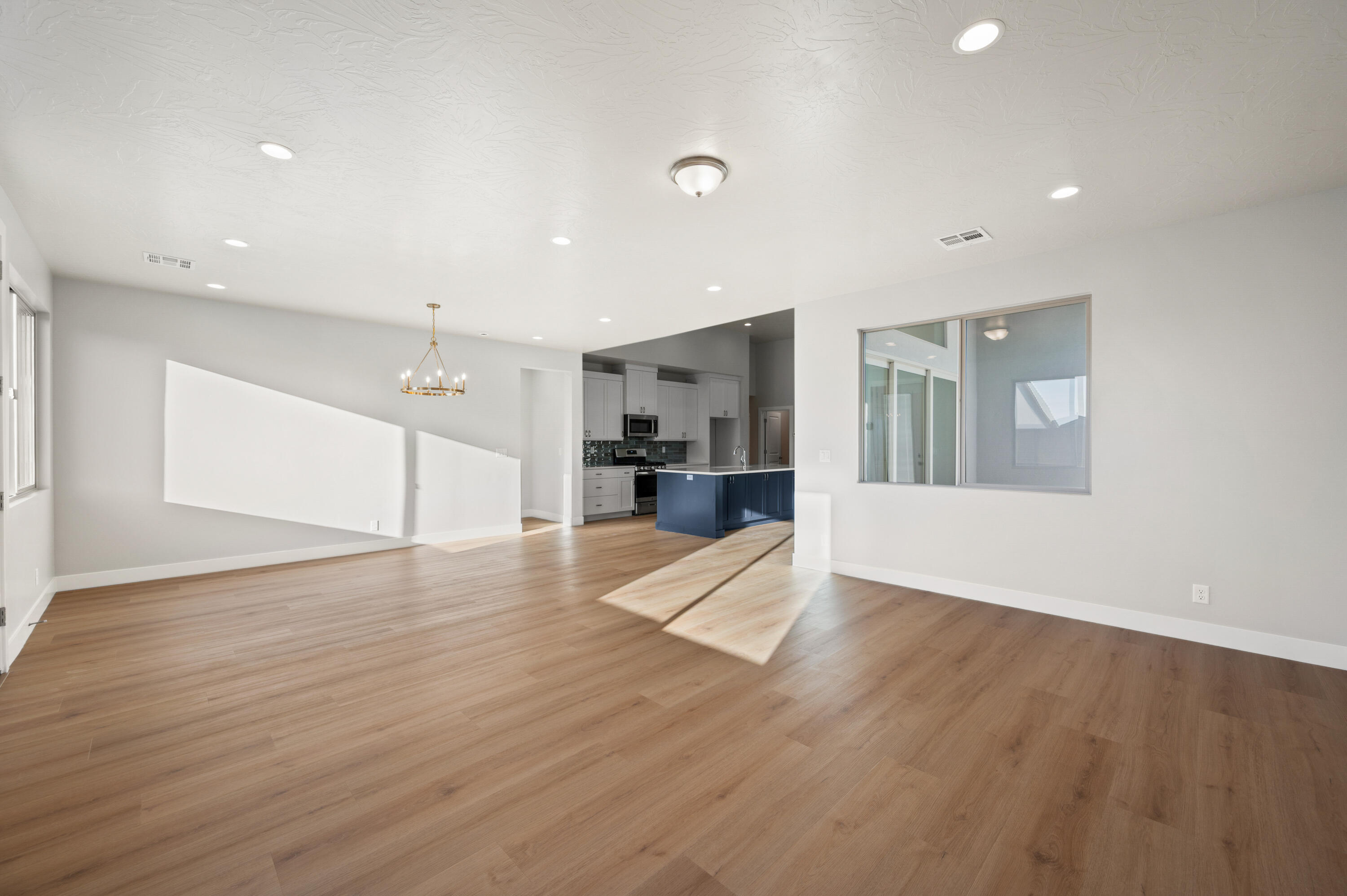 SOLIS AT CORAL CANYON - Residential