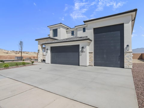 Tiny photo for 2441 E Malitsoh Way Lot #301, Saint George, UT 84790 (MLS # 26-275760)