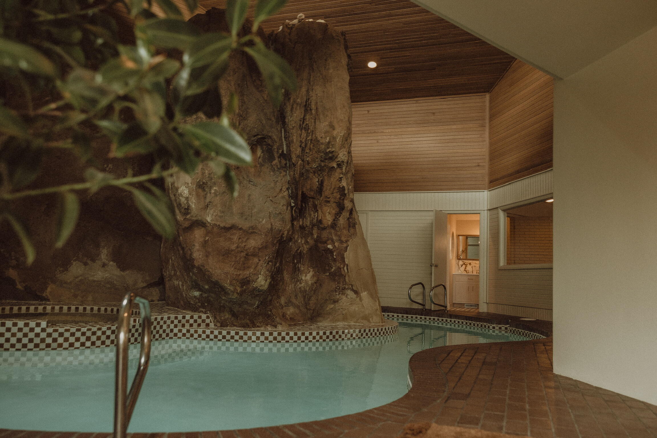 BLOOMINGTON COUNTRY CLUB - Residential