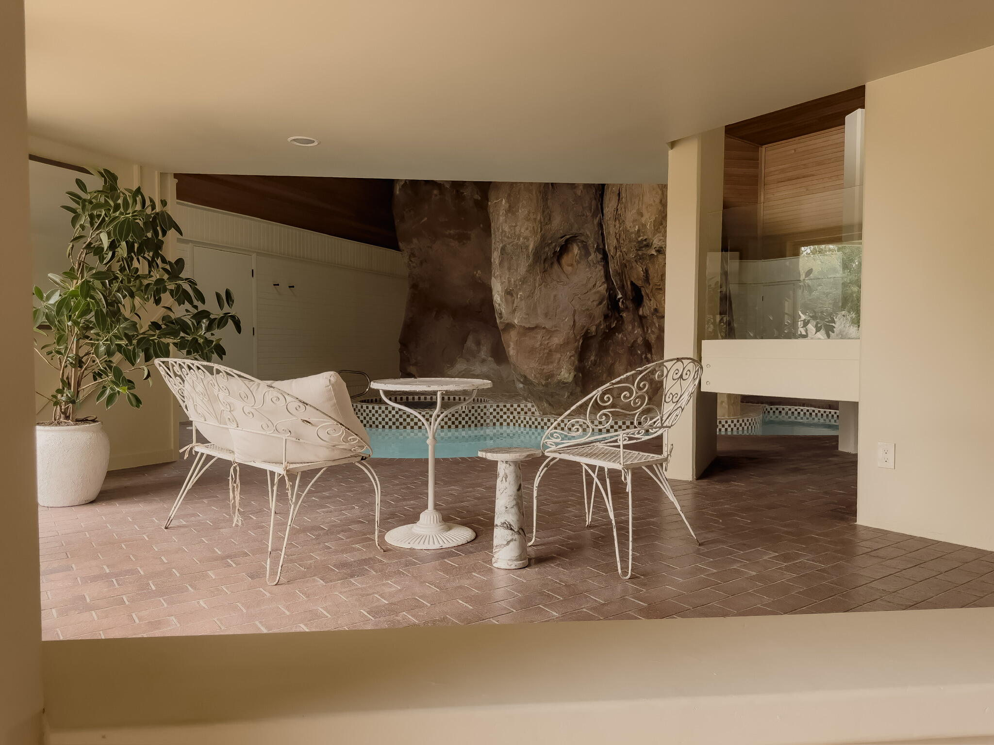 BLOOMINGTON COUNTRY CLUB - Residential