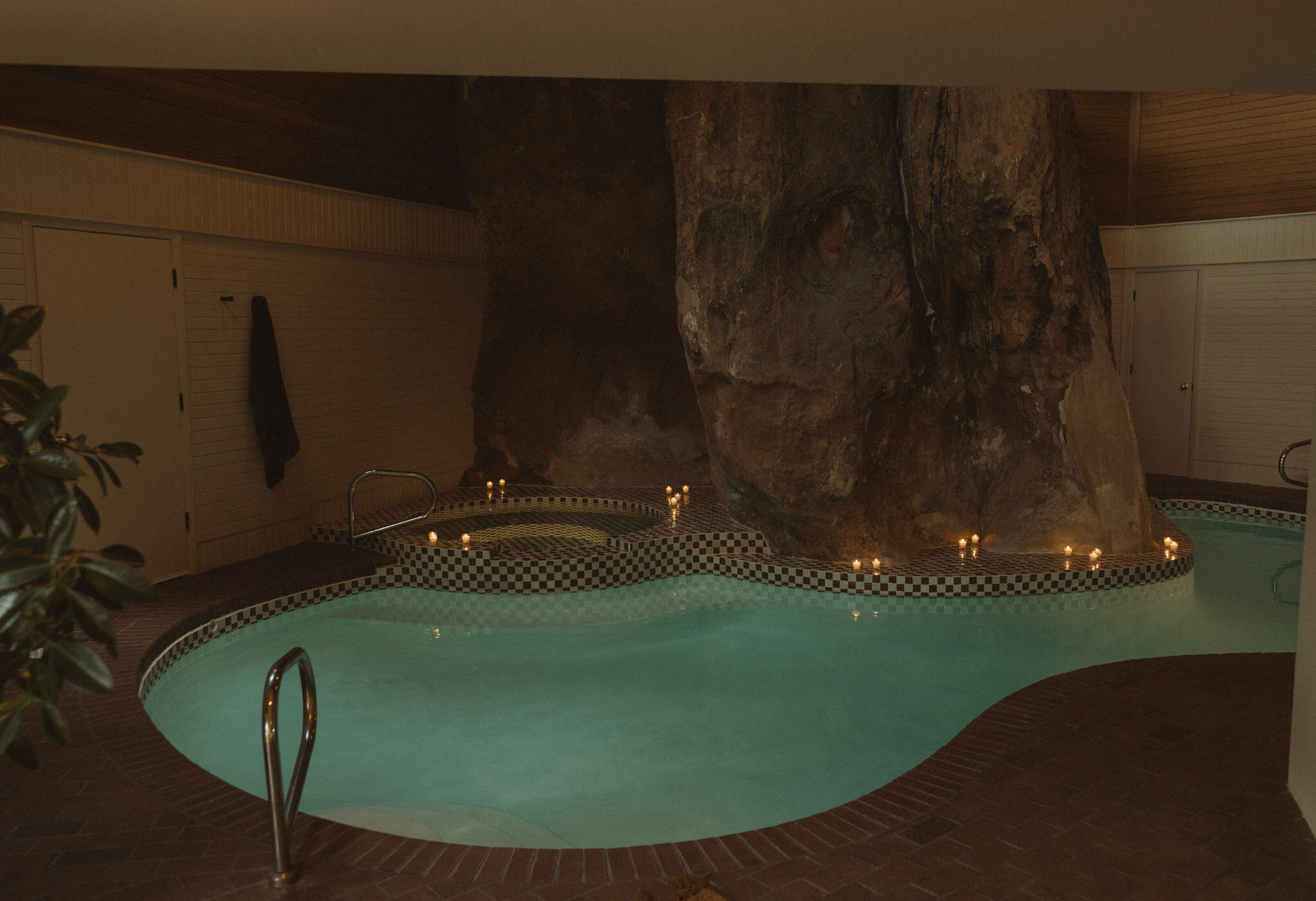 BLOOMINGTON COUNTRY CLUB - Residential