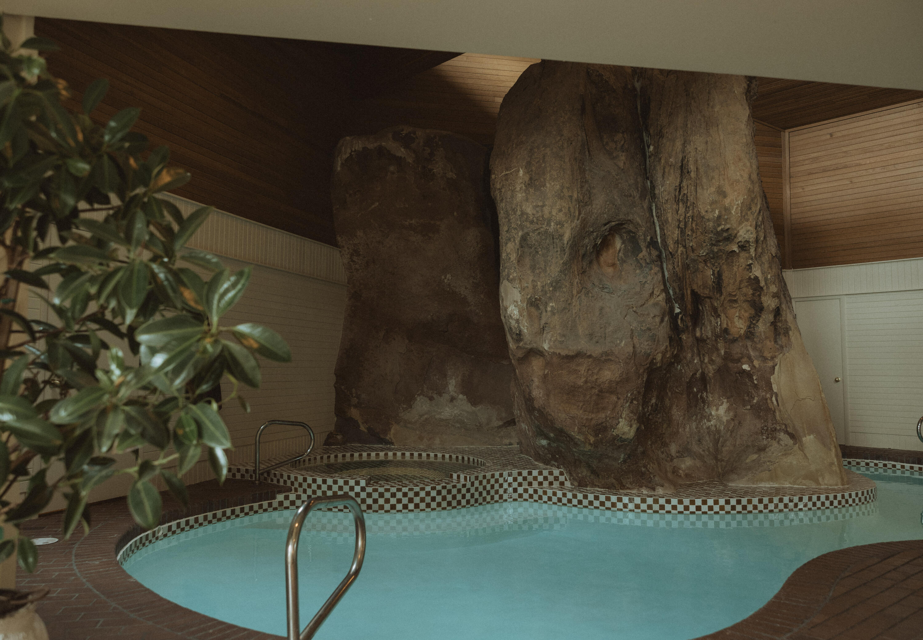 BLOOMINGTON COUNTRY CLUB - Residential