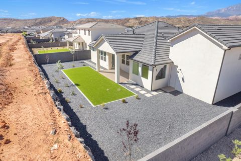 Tiny photo for 4769 W 2020 S, Hurricane, UT 84737 (MLS # 26-271738)