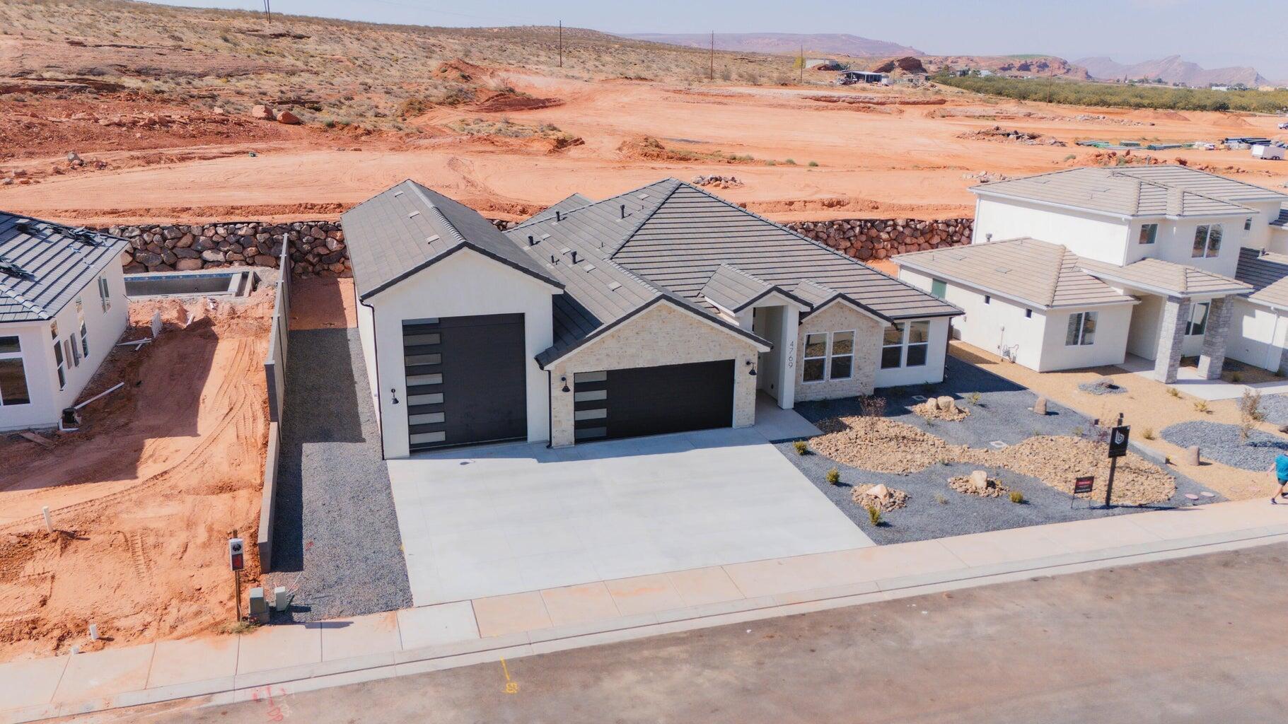 SAND HOLLOW VILLAGE - Residential