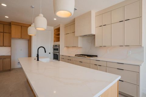 Tiny photo for 4769 W 2020 S, Hurricane, UT 84737 (MLS # 26-271738)