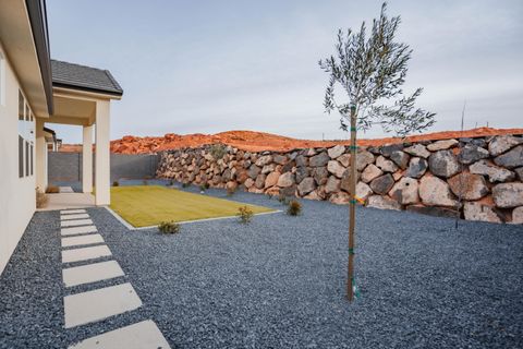 Tiny photo for 4769 W 2020 S, Hurricane, UT 84737 (MLS # 26-271738)