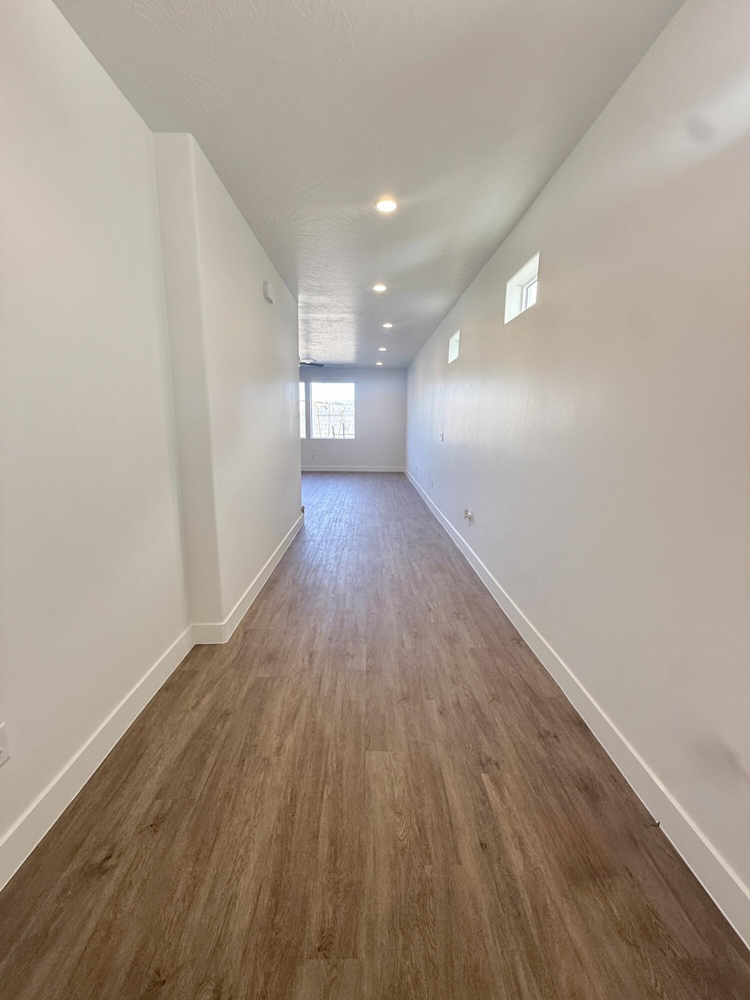 SUNIVA - Residential