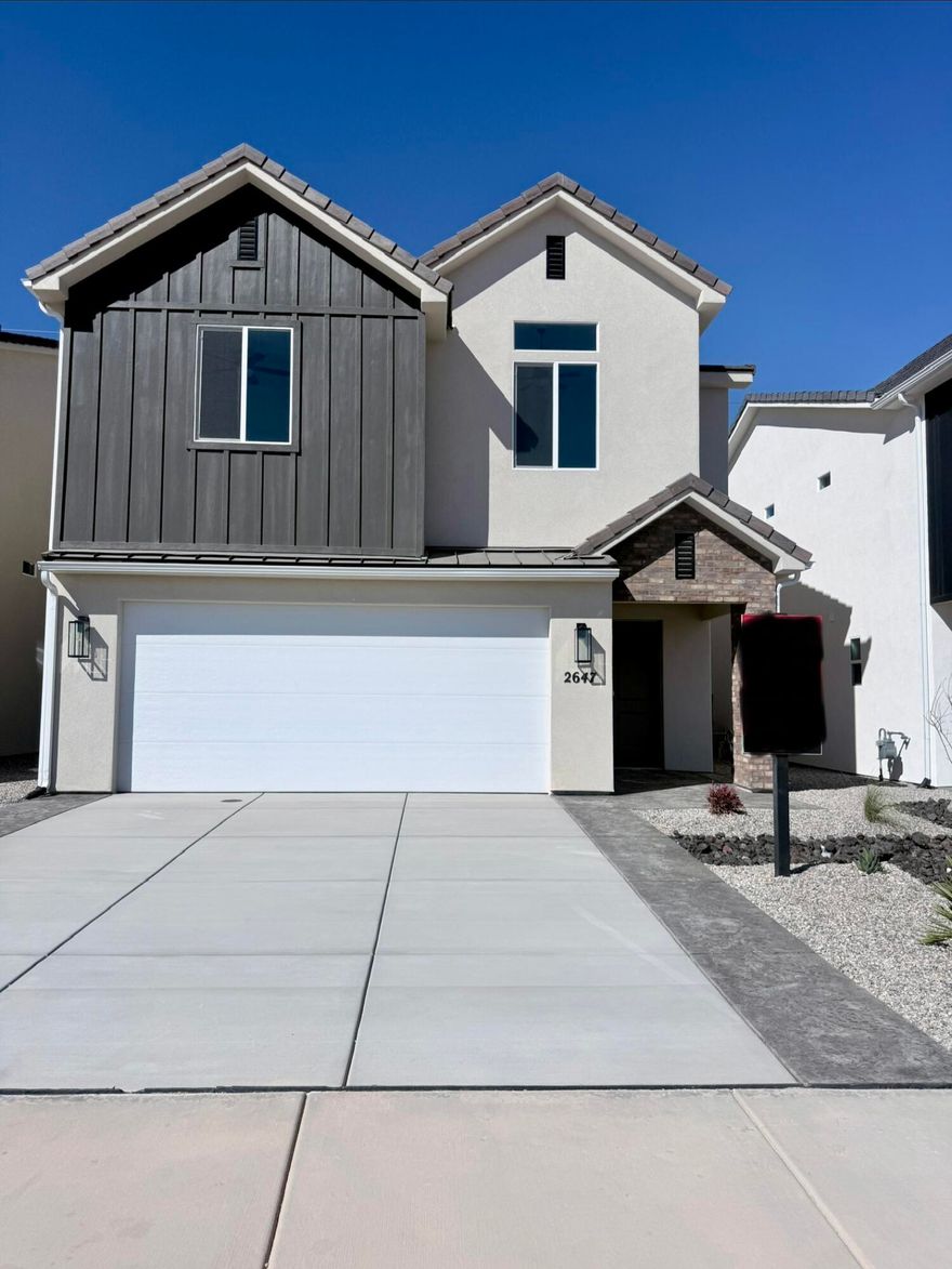 Discover our new Garden Homes, featuring GE appliances, 9-foot ceilings, quartz countertops, and LVP flooring. Enjoy front and back landscaping, a recirculation pump, radiant roof barrier, video doorbell, smart thermostat, and fiber-optic internet—all designed for comfort, efficiency, and modern living in this beautiful new community.