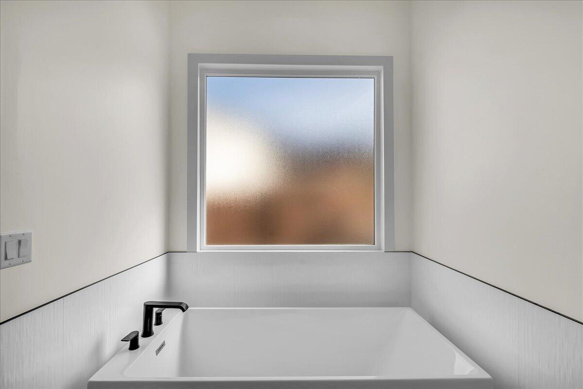 MAPLE ESTATES - Residential