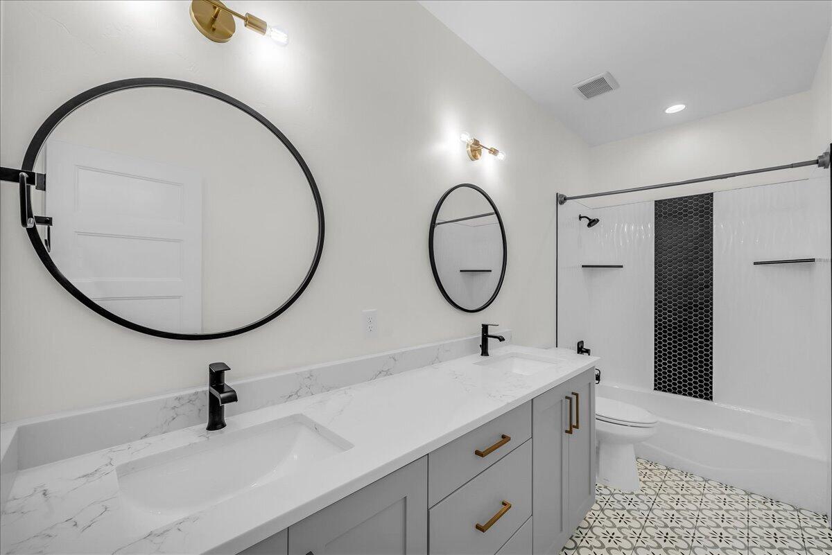 MAPLE ESTATES - Residential