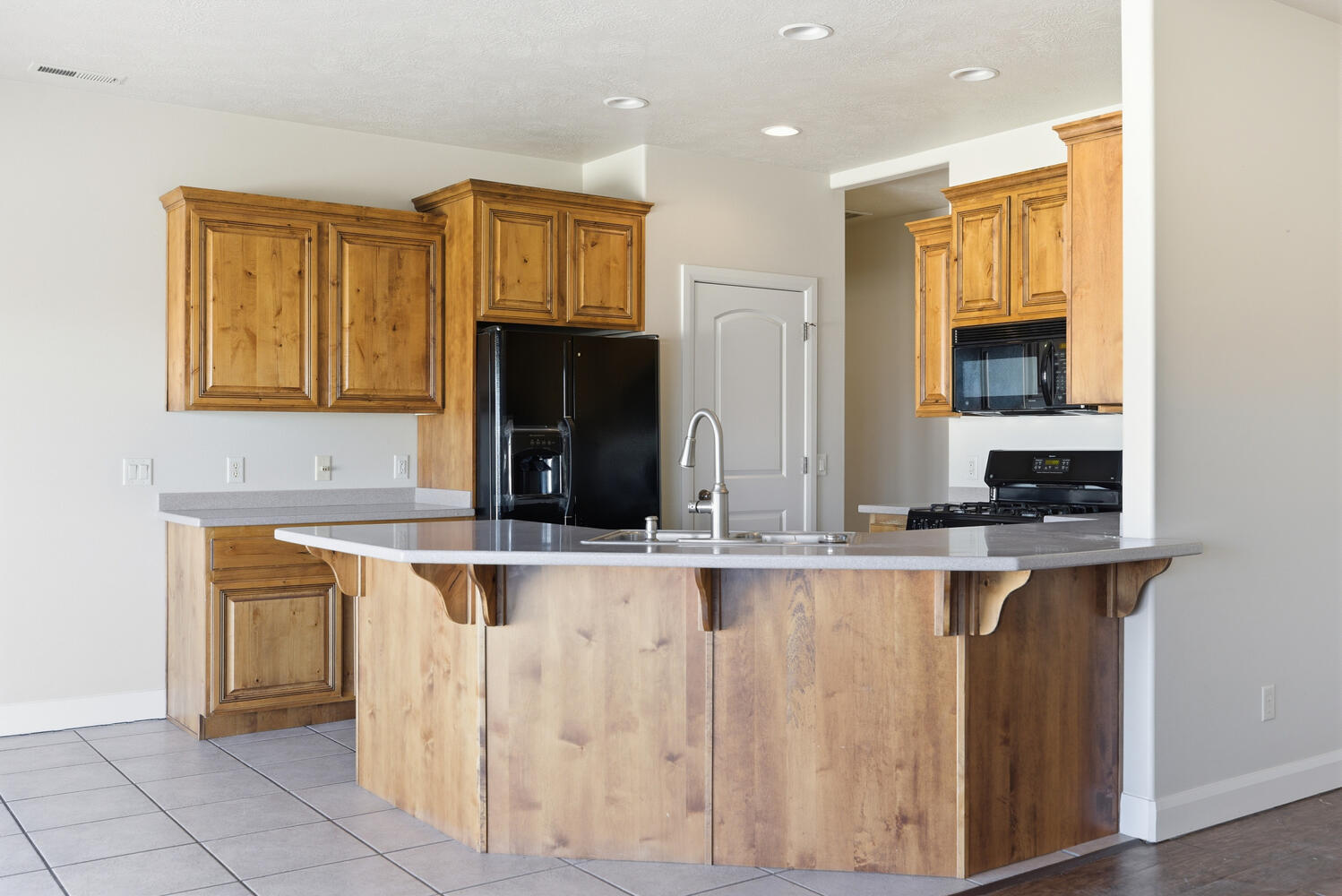 DESERT HILLS - Residential