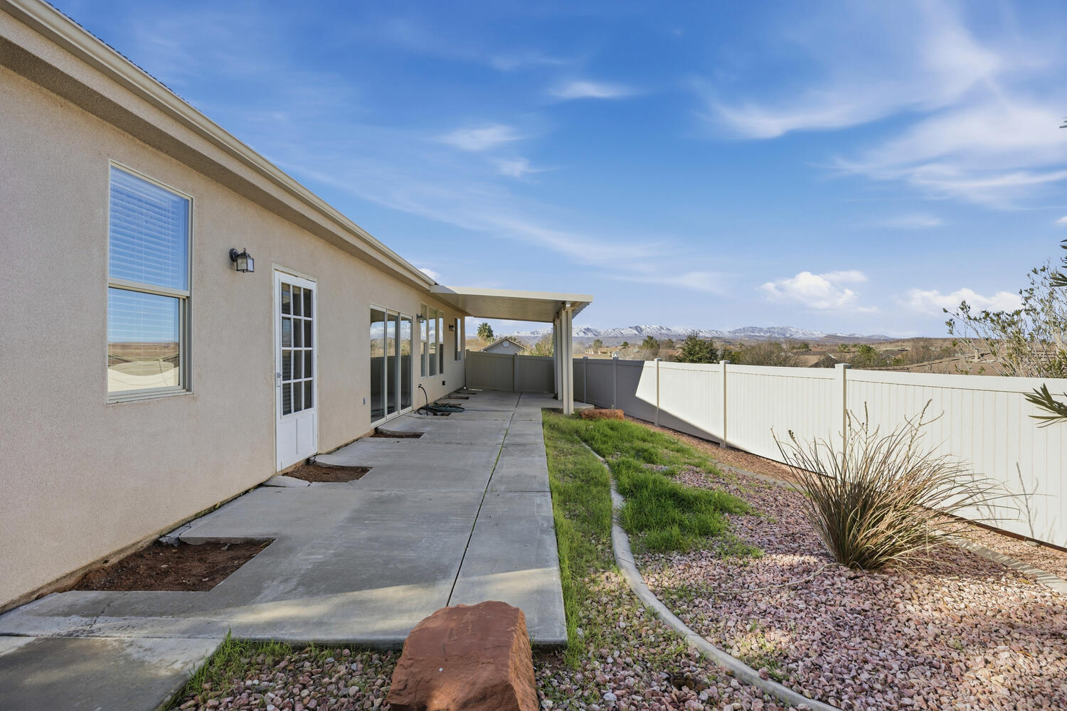 DESERT HILLS - Residential