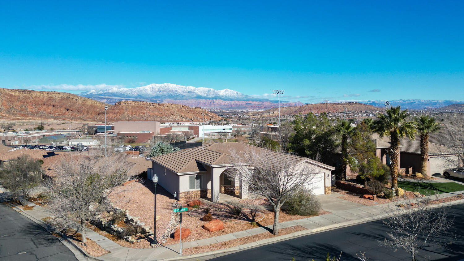 DESERT HILLS - Residential