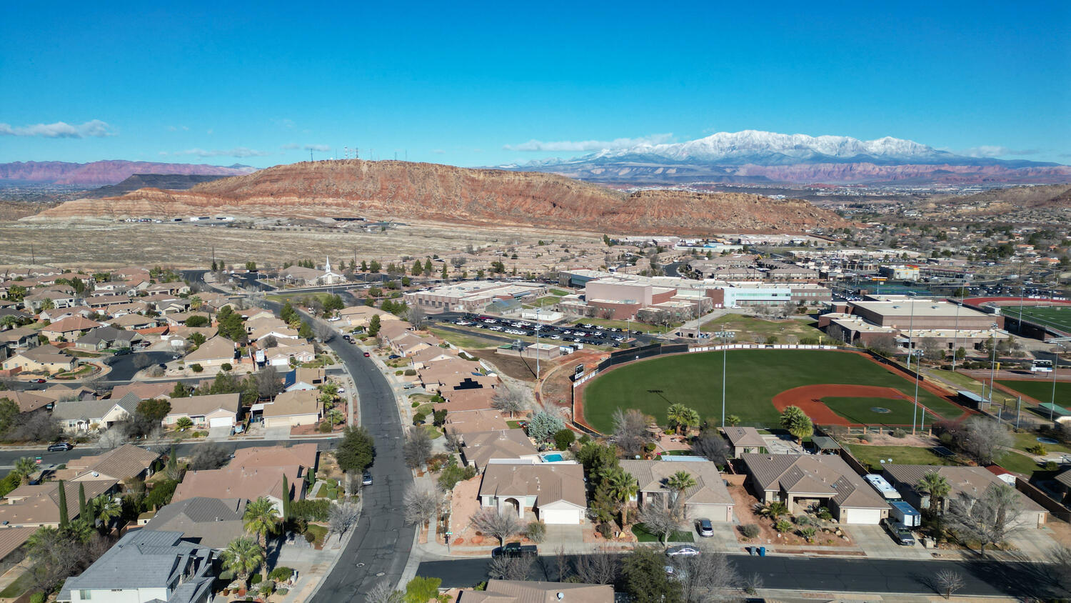 DESERT HILLS - Residential