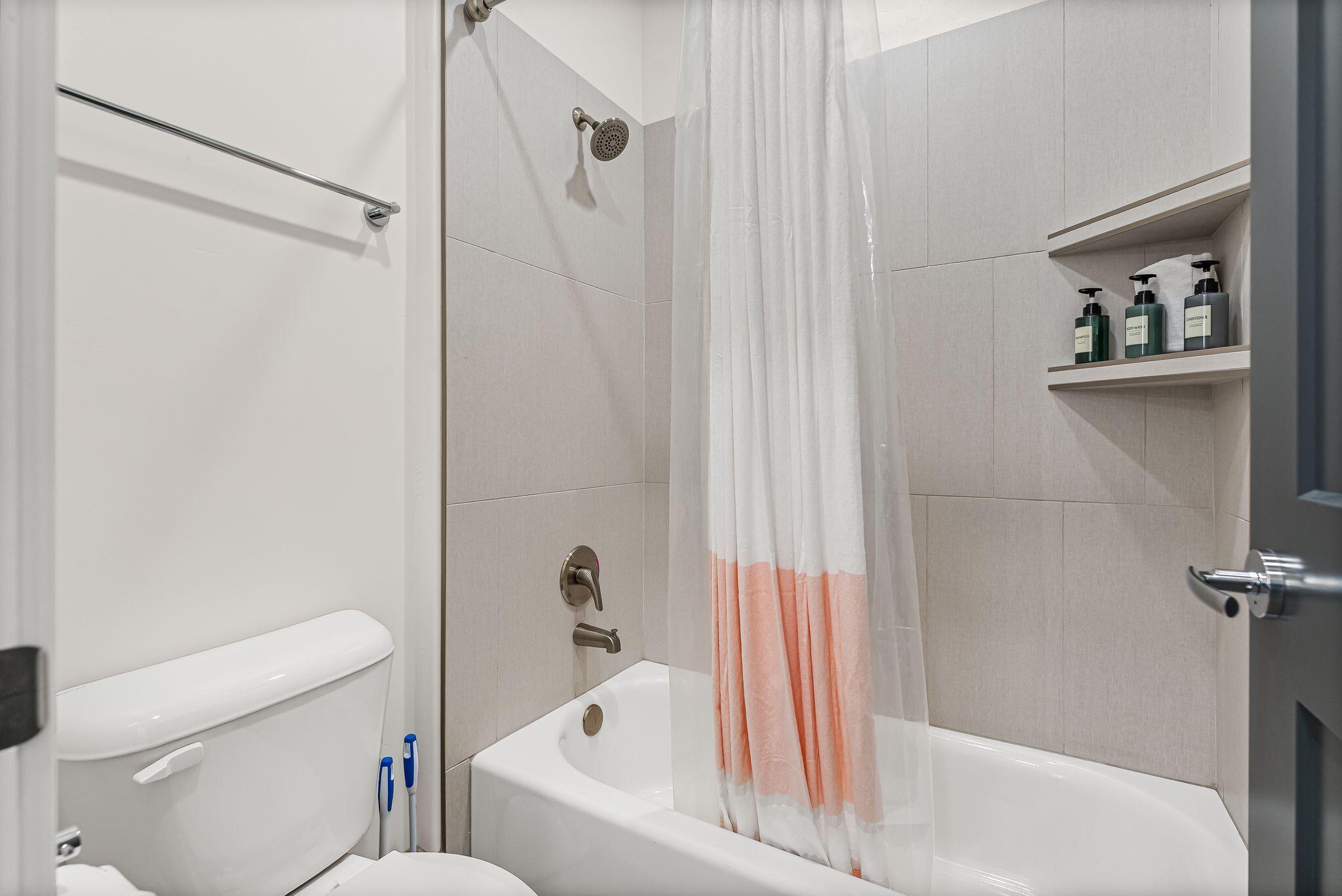 FREEDOM VILLAGE AT THE FIELDS - Residential