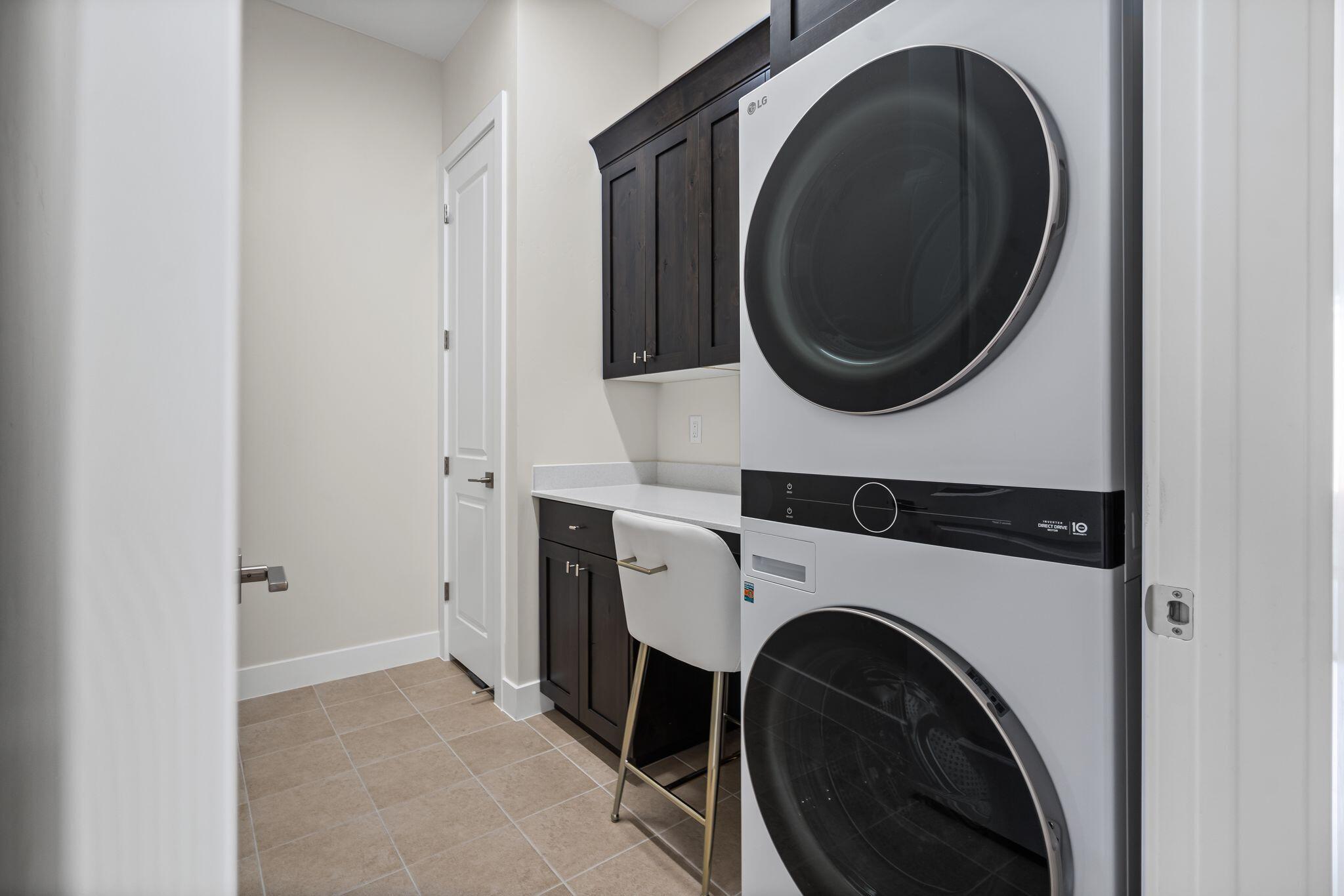 VILLAS AT SUN RIVER - Residential