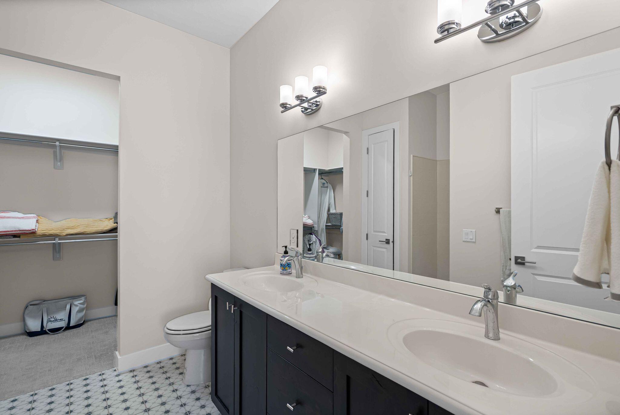 VILLAS AT SUN RIVER - Residential