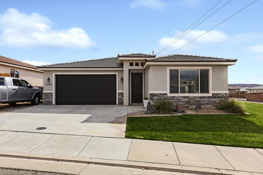 Located in a desirable and convenient neighborhood, this beautifully maintained home offers light-filled living space and stunning mountain views during golden hour. This 3 bedroom, 2 bathroom home features 9-foot ceilings, granite counters and stainless-steel appliances. Situated on a corner lot with block walls for added privacy, full landscaping, extra parking and no HOA fees! 
Square footage provided as a courtesy estimate; buyer to verify all information.