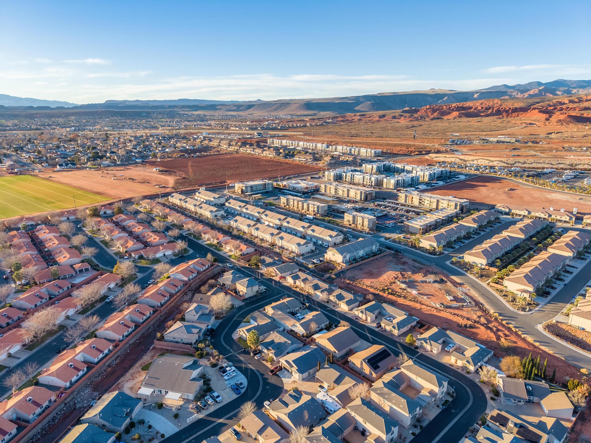 ENGLISH OAKS ESTATES - Residential