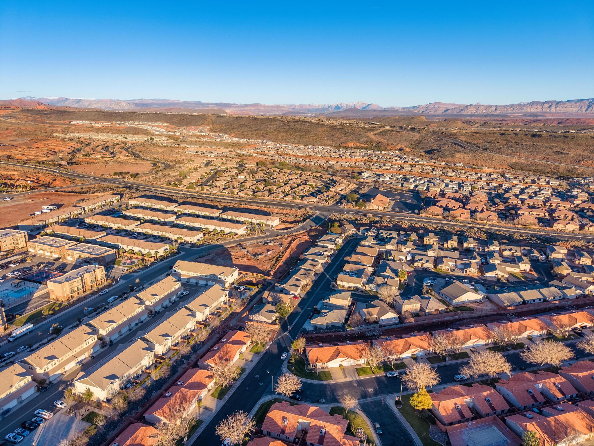 ENGLISH OAKS ESTATES - Residential
