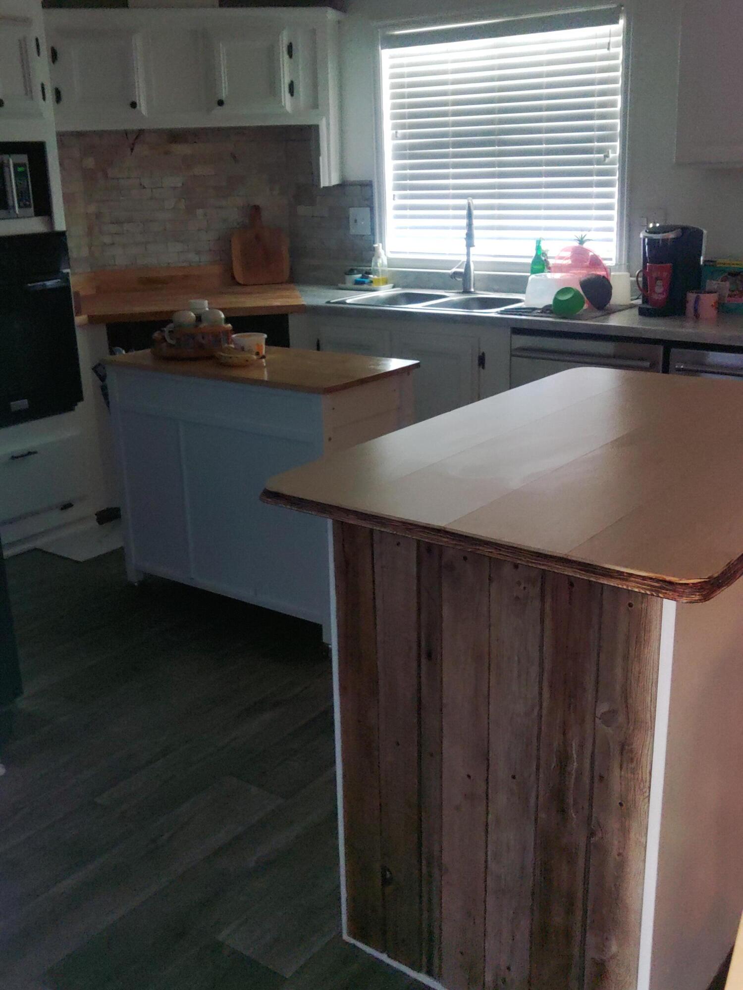 RIVER BEND ESTATES - Residential