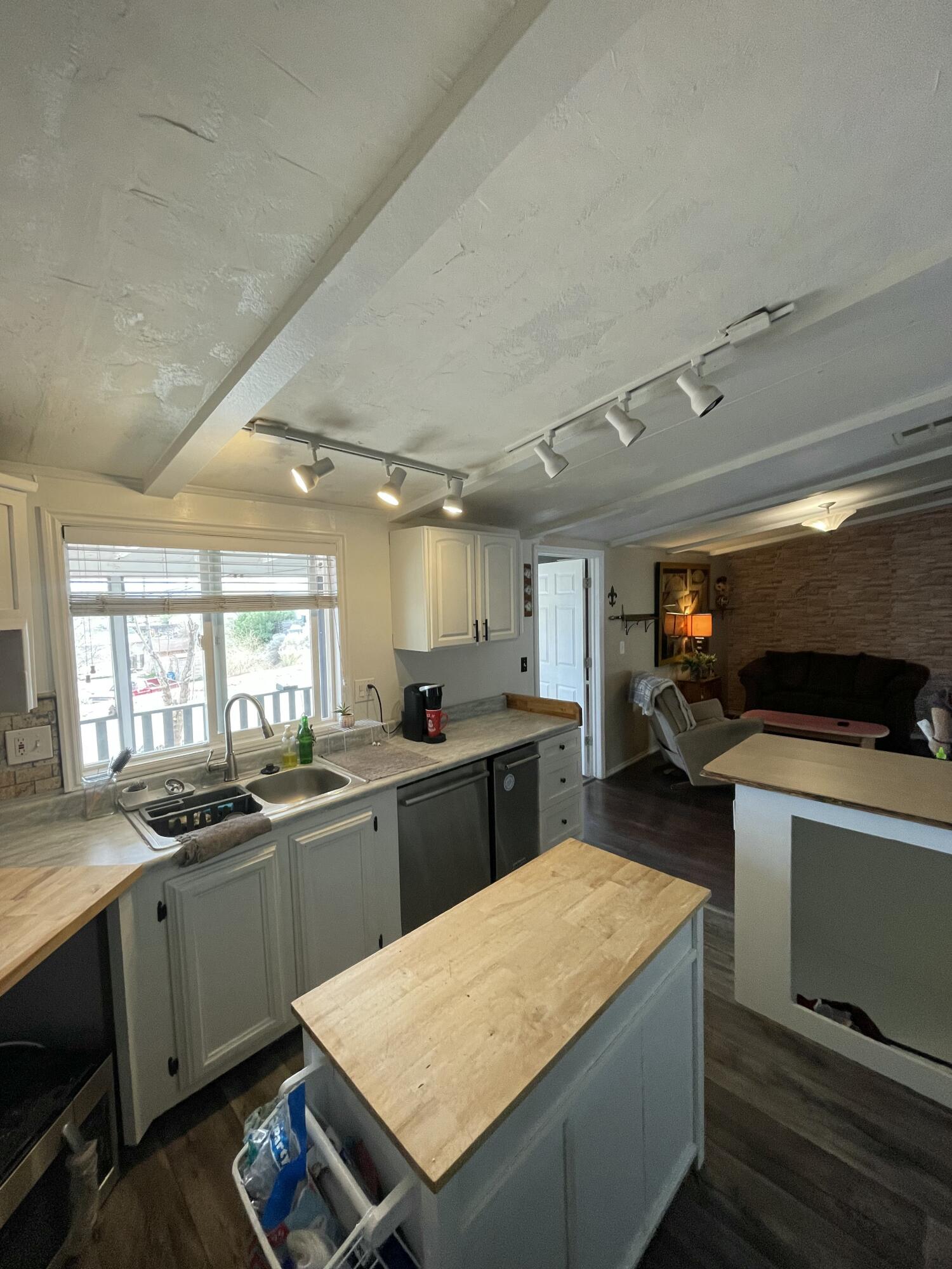 RIVER BEND ESTATES - Residential