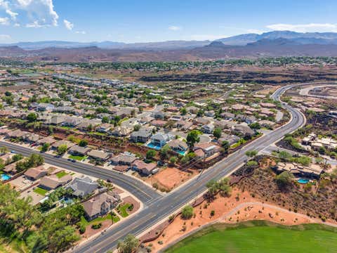Tiny photo for 1987 N LAVA FLOW DR, Saint George, UT 84770 (MLS # 26-274908)