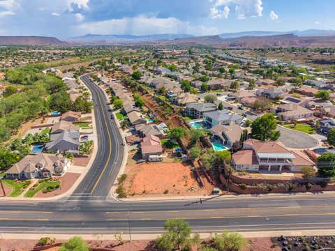 Tiny photo for 1987 N LAVA FLOW DR, Saint George, UT 84770 (MLS # 26-274908)