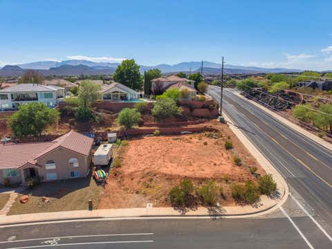 Tiny photo for 1987 N LAVA FLOW DR, Saint George, UT 84770 (MLS # 26-274908)