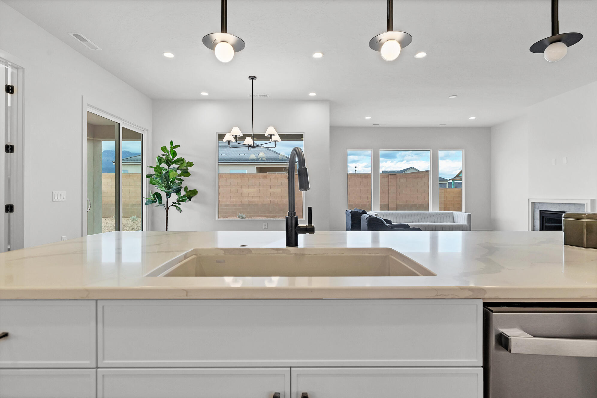 SUN RIVER FIRELIGHT - Residential