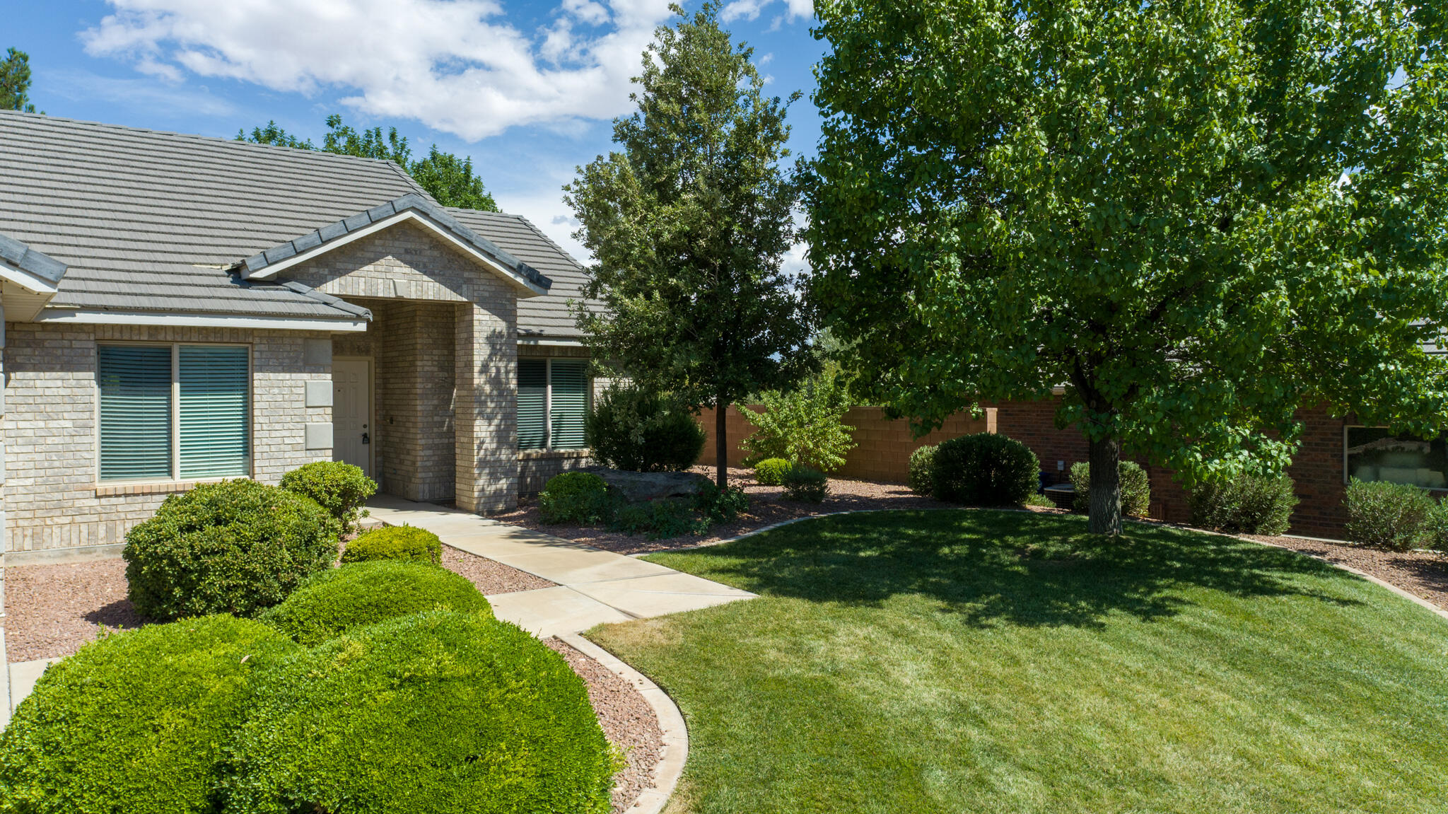 COVENTRY LANE TOWNHOMES - Residential