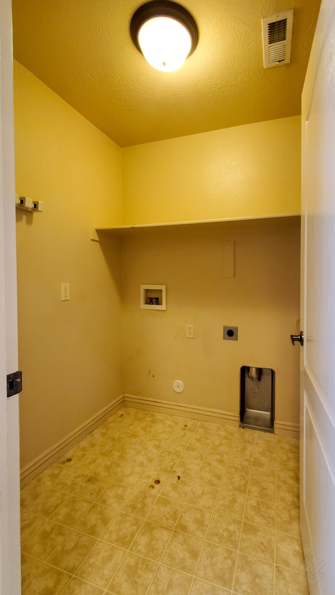 COVENTRY LANE TOWNHOMES - Residential